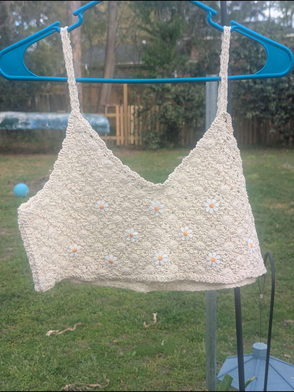 Crochet Daisy Trim Cream Tank Top